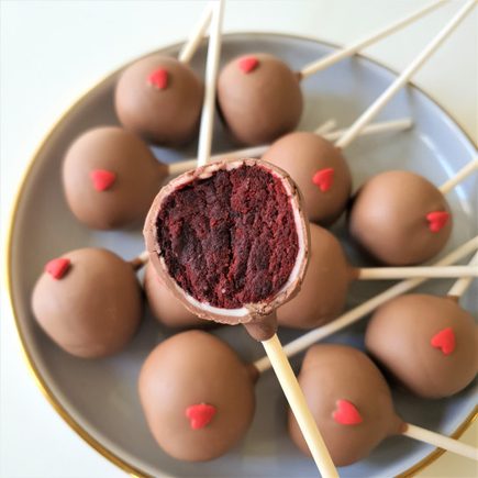 Red Velvet Cake Pop