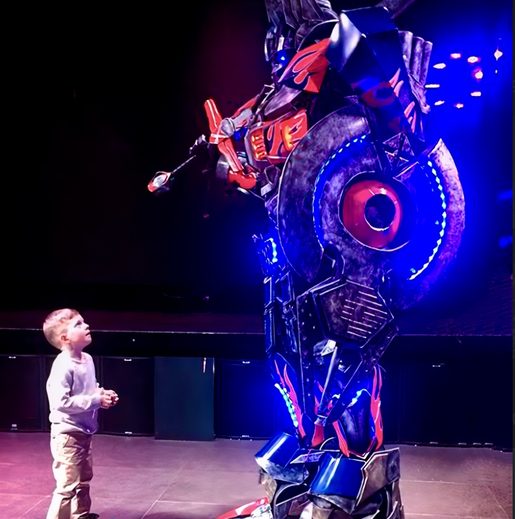 Giant Show